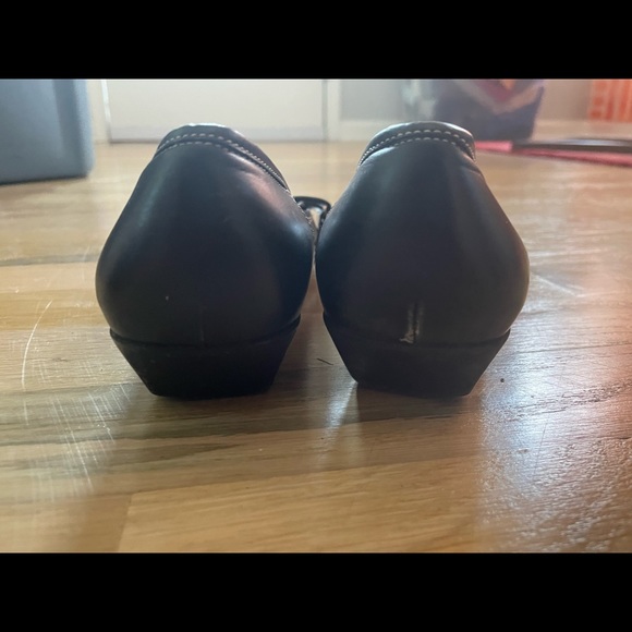 Ferragamo size 8.5 - Picture 6 of 11